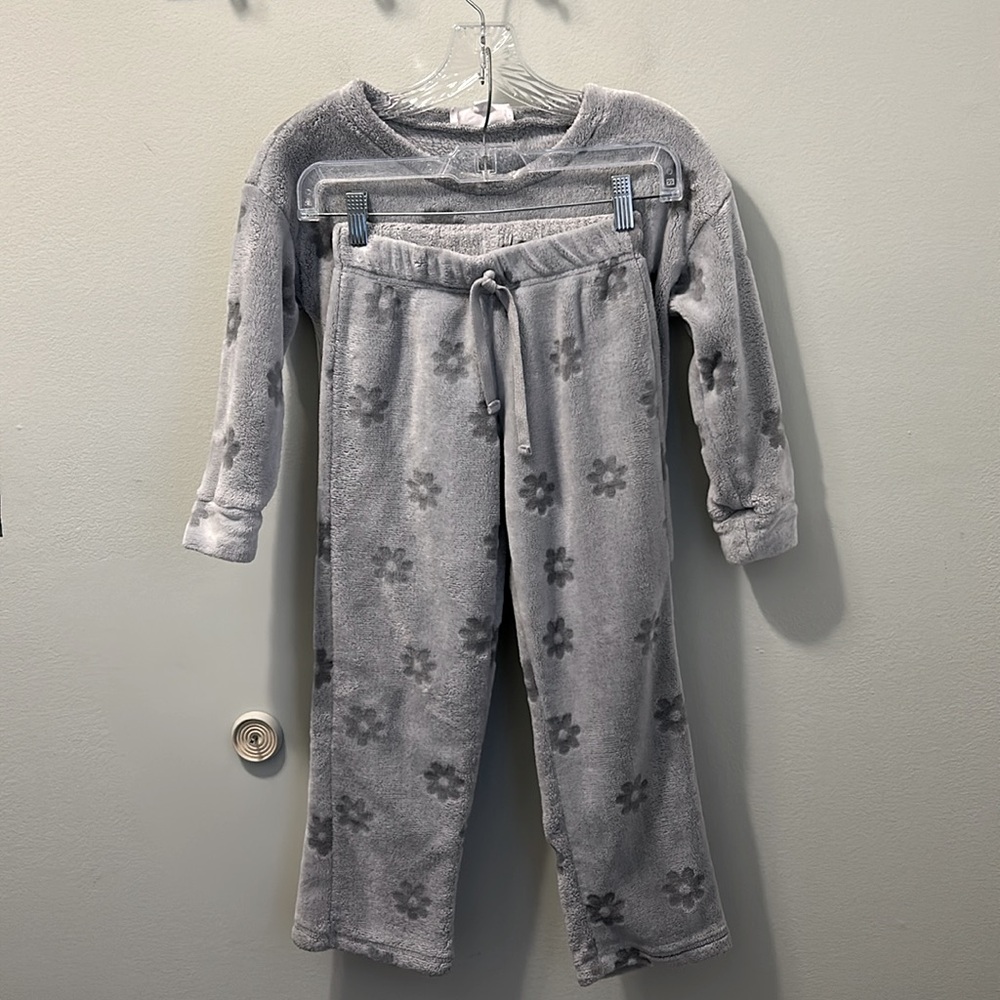 Pink Republic Soft Gray girls set